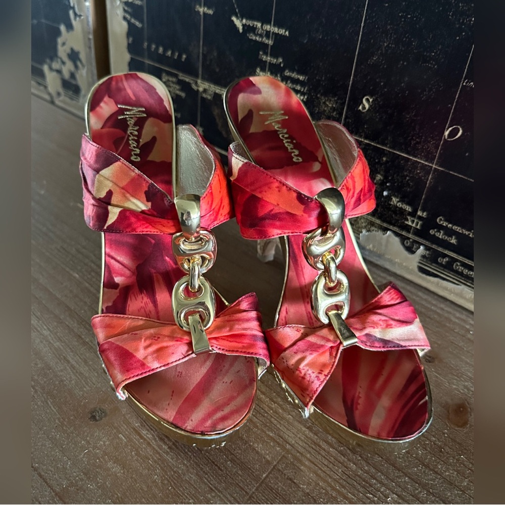 Marciano Red & Gold Chain Heels - Picture 3 of 10